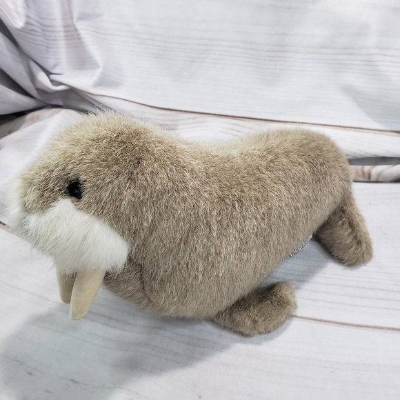 Gund Walrus Plush Stuffed Animal Fuzzy Brown 10 Inch 1986 - Picture 2 of 9